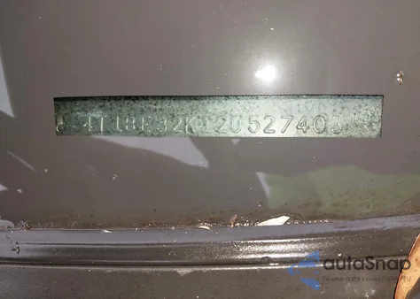 2002 Toyota Camry Le z USA, uszkodzony, nr VIN 4T1BE32K12U527403